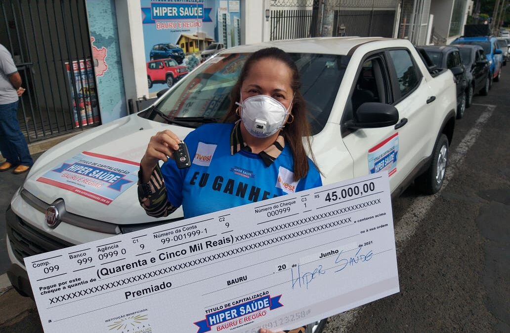 Moradora de Avaré ganha pela segunda vez no Hiper Saúde e, desta vez, faturou o carro dos sonhos mais R$ 45 mil